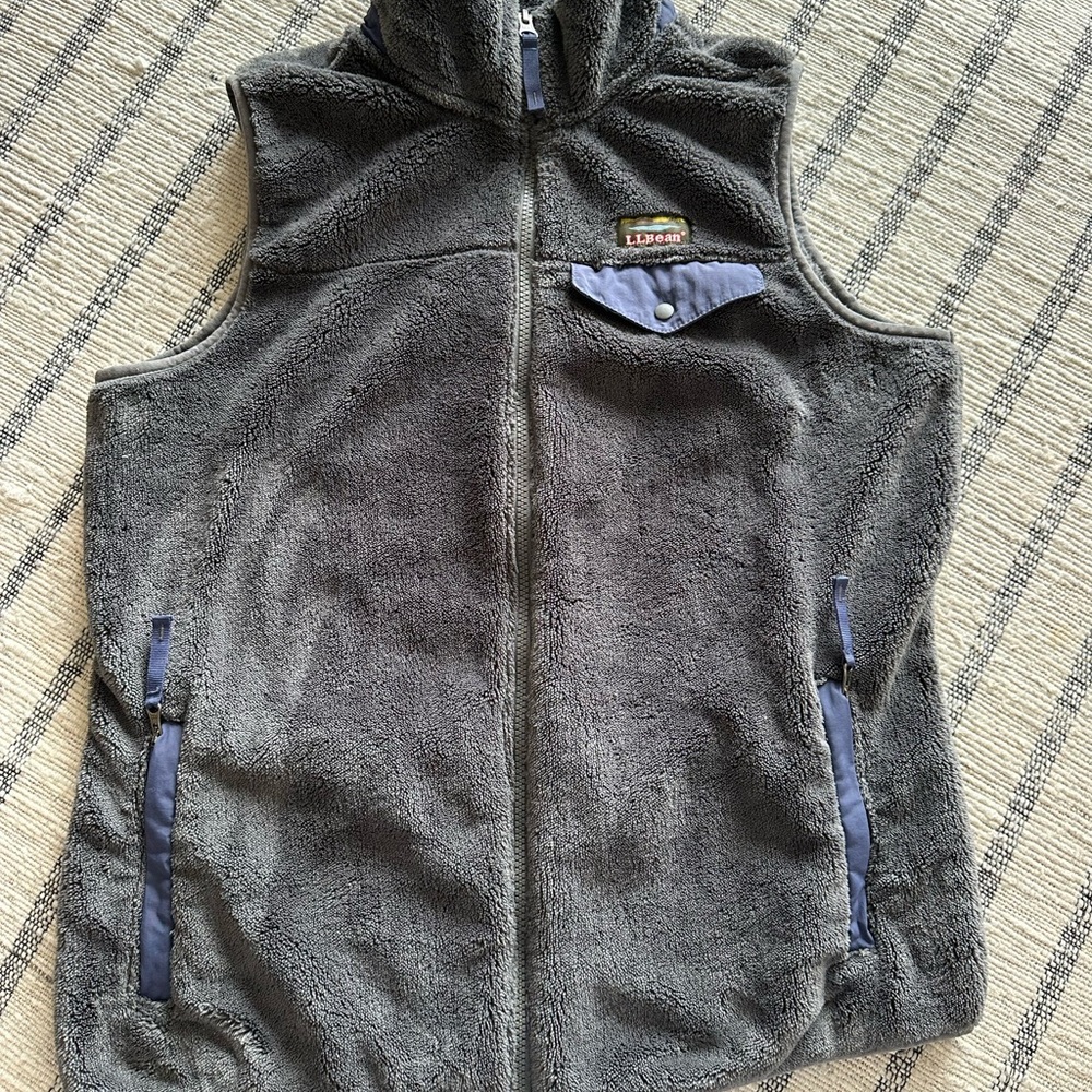 L.L. Bean Charcoal Fleece Vest with deep lavender trim